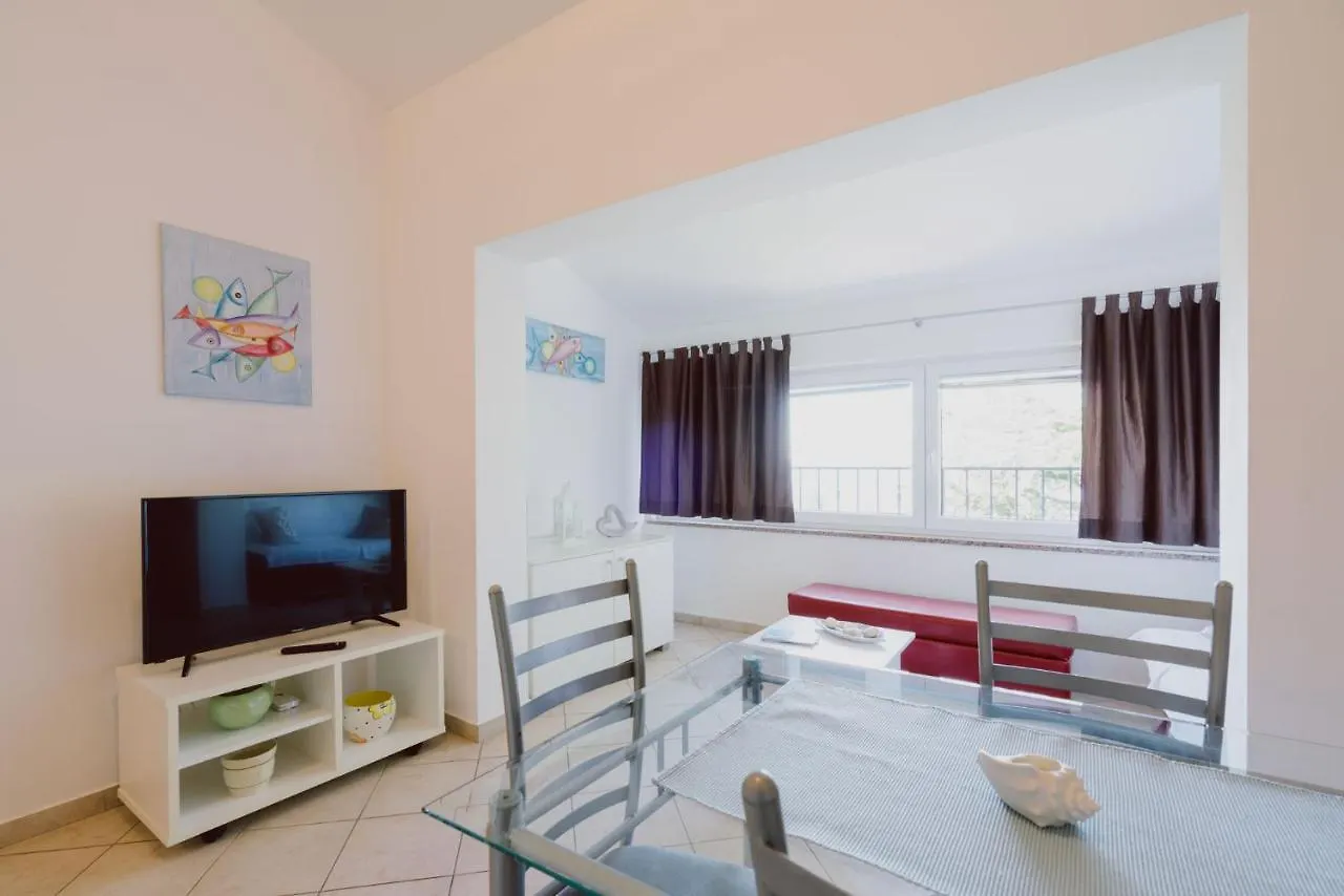 Apartmani Merlin Selce Apartment