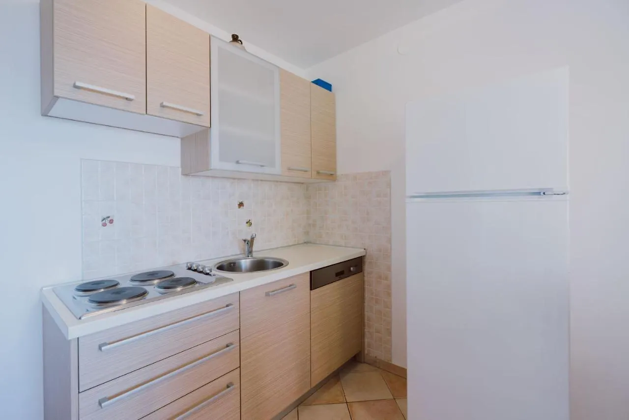 Apartmani Merlin Selce Apartment