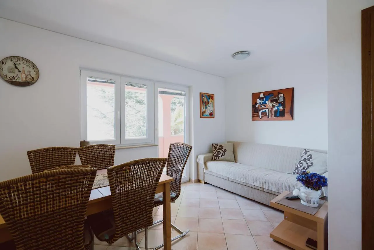 Apartmani Merlin Selce
