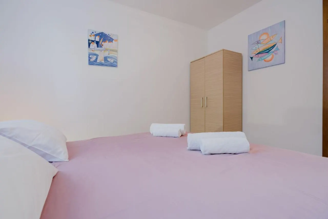 Apartmani Merlin Selce Apartment